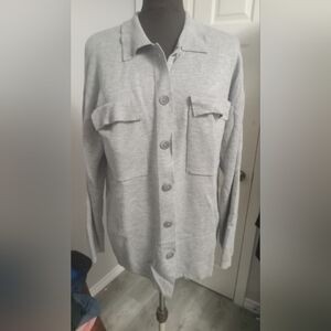 🥶Medium Hudson North gray cashmere button up sweater.